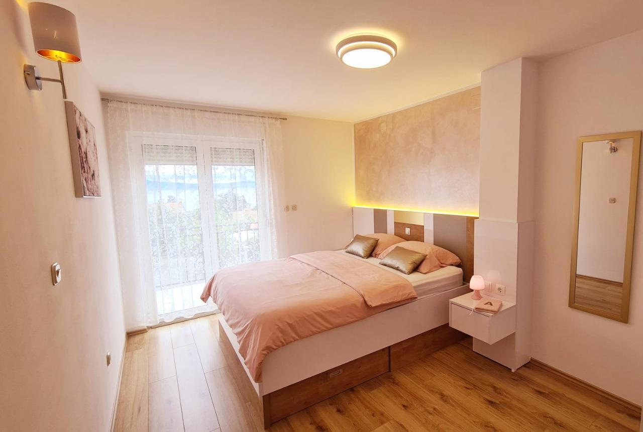 Apartment Karamarko Malinska Εξωτερικό φωτογραφία