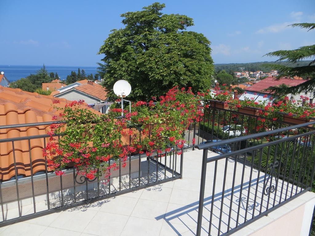 Apartment Karamarko Malinska Εξωτερικό φωτογραφία